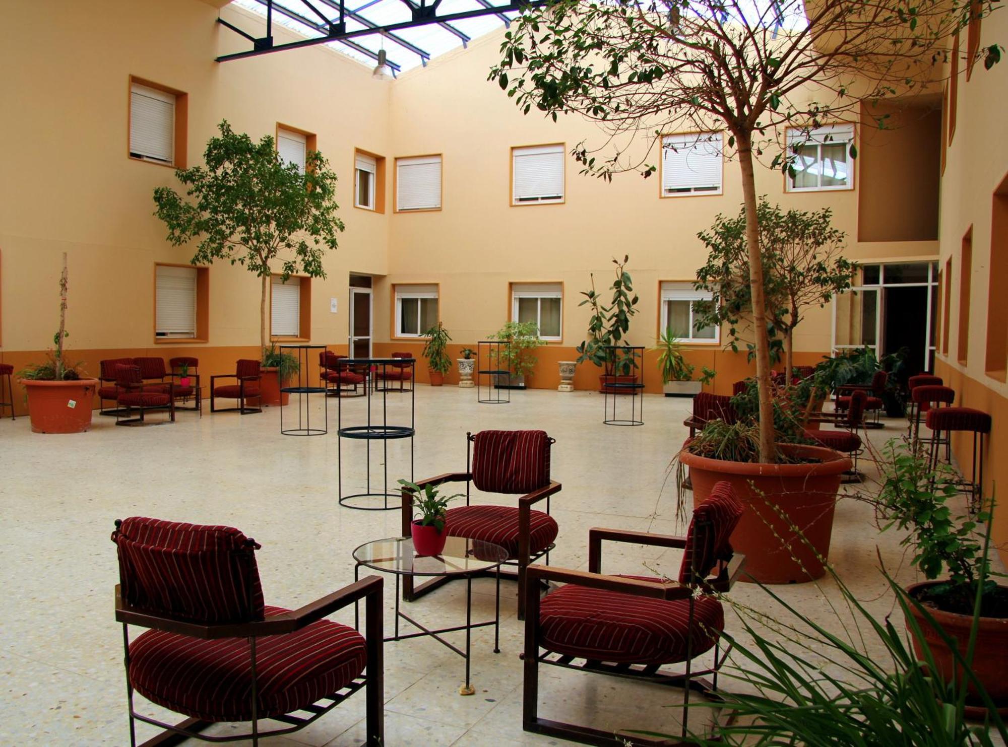 Ahc Hoteles Caceres Facilities photo